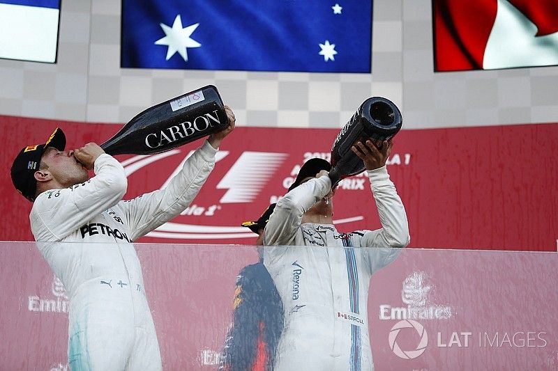 Podio: segundo lugar Valtteri Bottas, Mercedes AMG F1, y el tercer lugar Lance Stroll, Williams