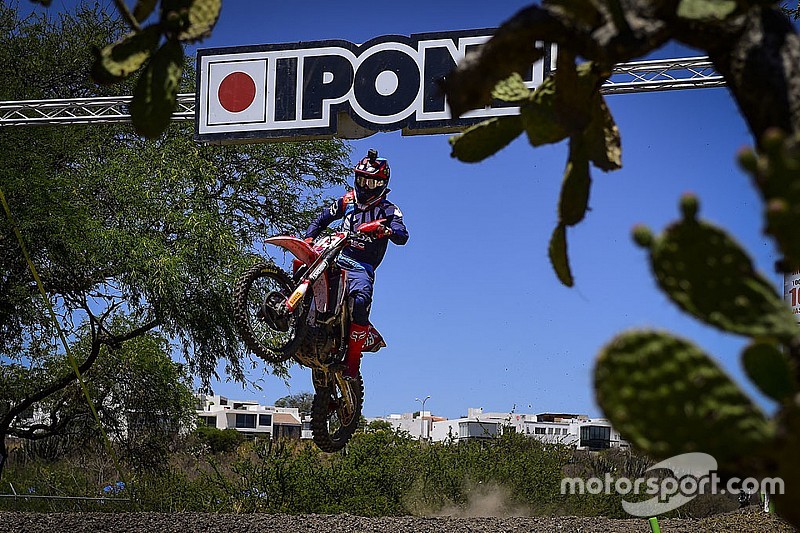 Gajser sigue intratable y Covington gana en MX2; Prado, con problemas