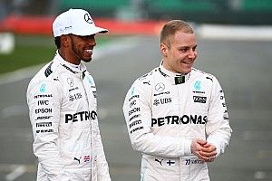 Hamilton : avec Bottas, "pas de jeux" et sa "meilleure relation de travail"
