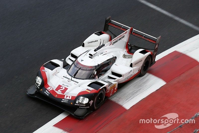 #2 Porsche Team Porsche 919 Hybrid: Timo Bernhard, Earl Bamber, Brendon Hartley