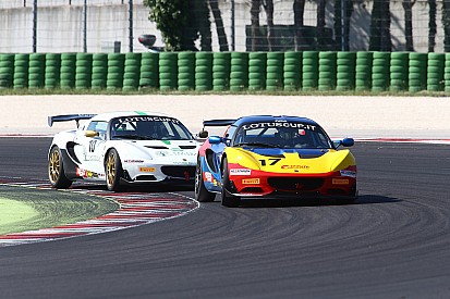 Lotus Cup Italia: nel 2016 arrivano le gomme Pirelli
