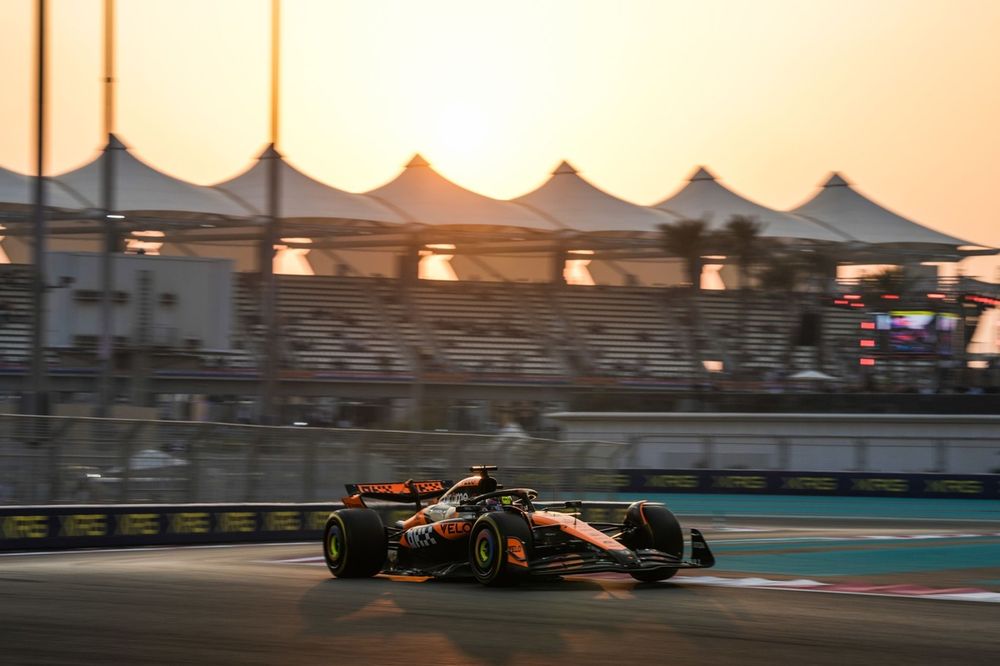 Oscar Piastri, McLaren MCL38