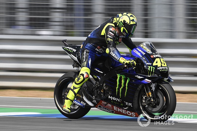 Forcada: "Rossi vincerà ancora? Un Mondiale no, una gara è dura"
