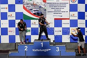 Nella Porsche Esports Carrera Cup Italia Ciriello vince a Vallelunga ma Santoro va in fuga