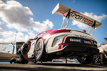 Porsche Carrera Cup Fransa: Ayhancan pole pozisyonunda!