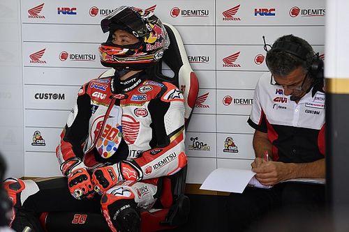 Crutchlow: "Nakagami solo quería ir rápido para decir que necesita una moto oficial"