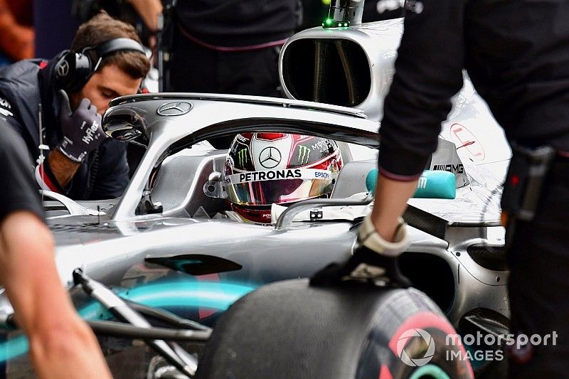Hamilton persigue a un rival "imaginario" cuando está delante de Bottas