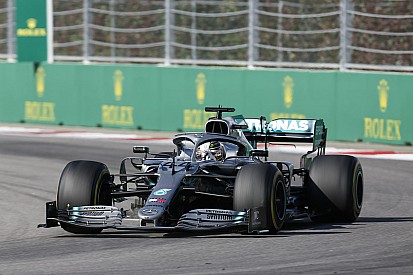 Hamilton hizo vueltas de calificación para seguir a los Ferrari