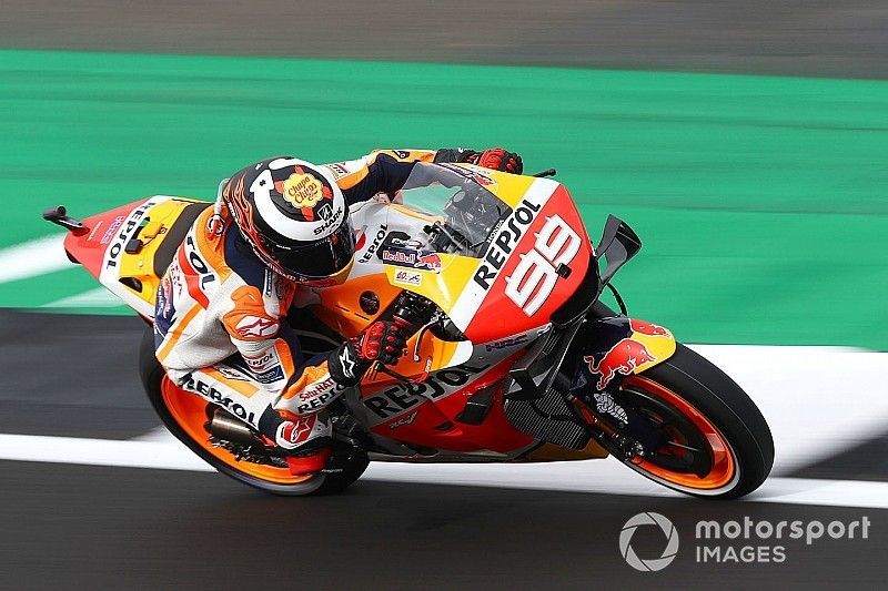 Lorenzo: “Me veo rodando último y como el más lento”