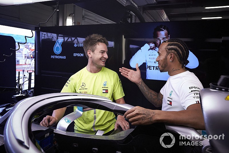 Hamilton ezzel a képpel nem kicsit tette oda: Hollywood!