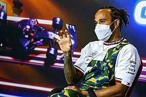 Hamilton extrém élménye a levegőben - videó