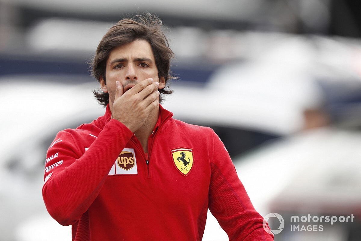 Sainz Tak Puas dengan Ratingnya dalam Video Game