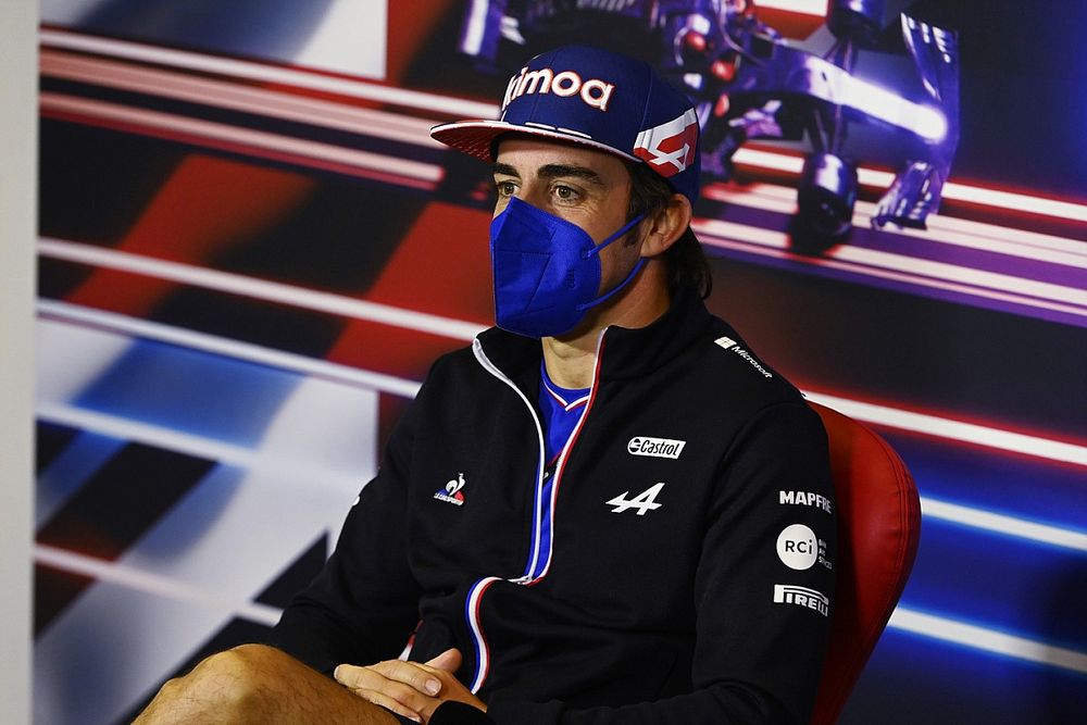 Fernando Alonso, Alpine F1, in the press conference