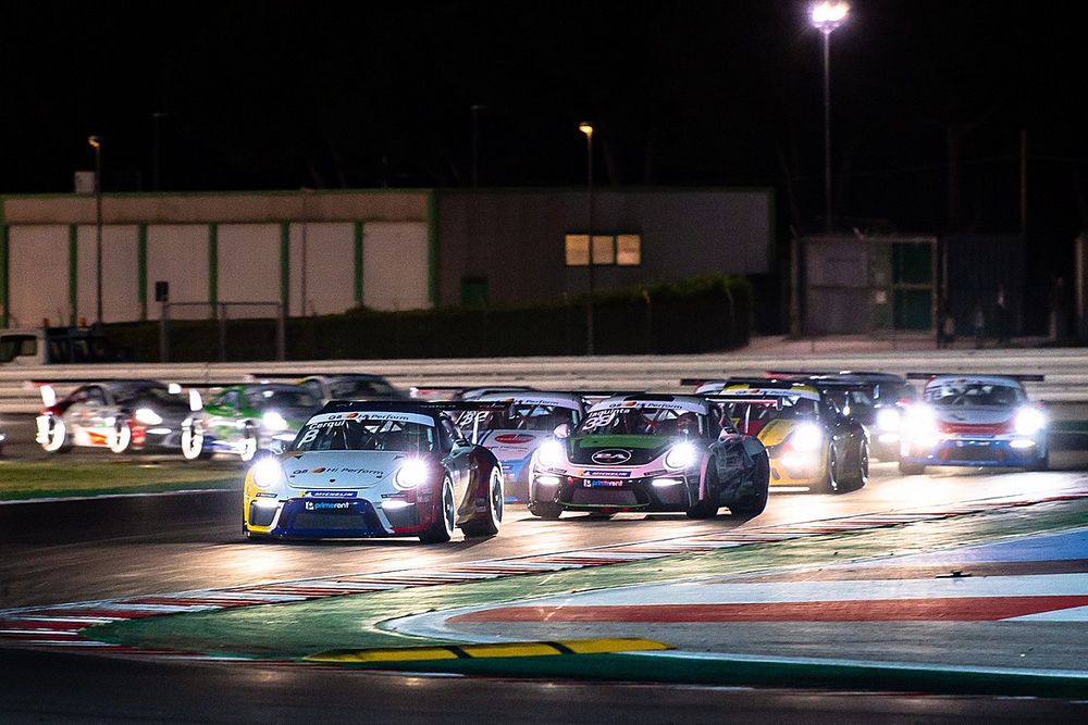 Carrera Cup Italia, il sabato di Misano consuma il primo strappo