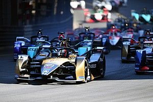 フォーミュラEモナコePrix決勝:F1と同じコースで初開催。ダ・コスタ、魂のオーバーテイクで優勝