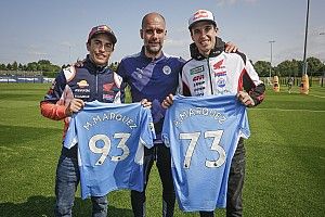 Los hermanos Márquez se cuelan en el entrenamiento del Manchester City de Guardiola