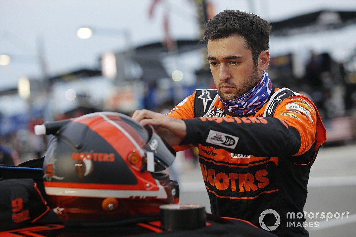 Elliott na pole position