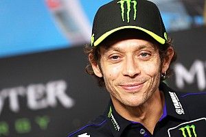 Négatif au COVID-19, Valentino Rossi tente de faire son retour