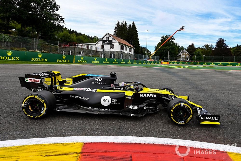 Ricciardo's engine undamaged after FP2 stoppage