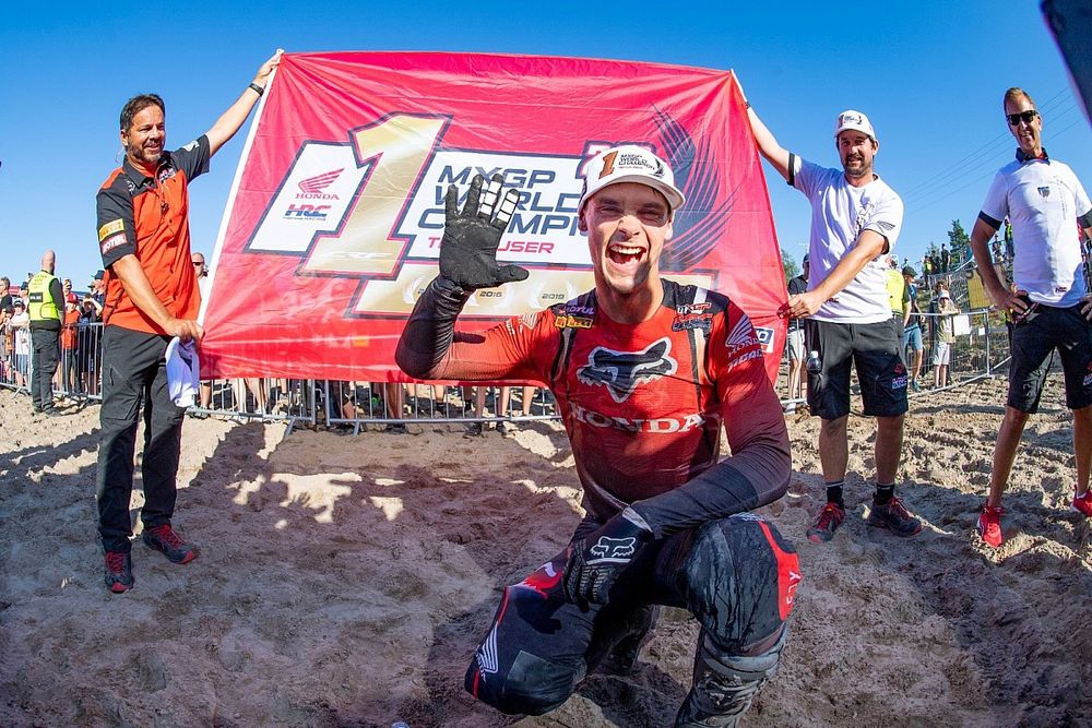 Gajser pakt vijfde wereldtitel, Coldenhoff scoort eerste GP-zege met Yamaha