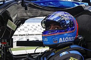 Алонсо рассказал о переговорах по выступлению в Supercars