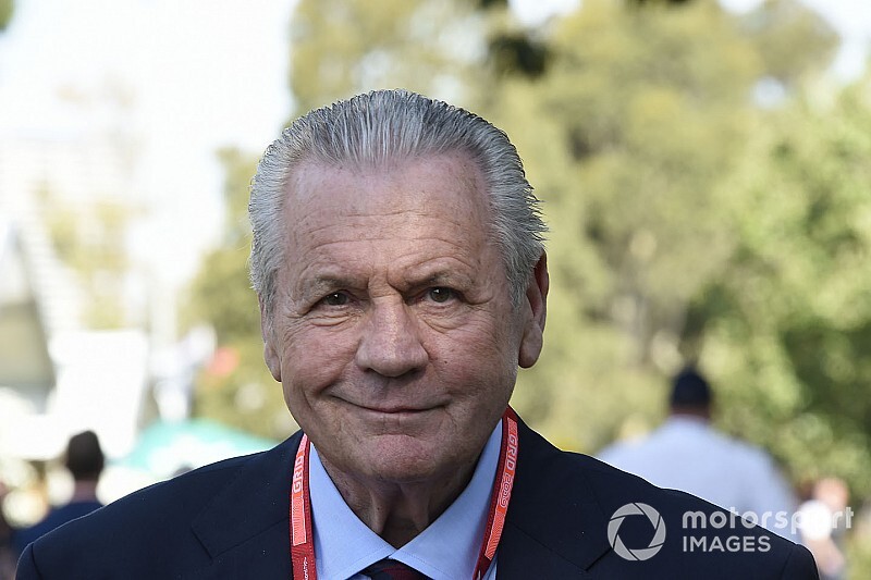 Alan Jones: "Yönetimde olsam Avustralya GP'yi düzenlerdim"