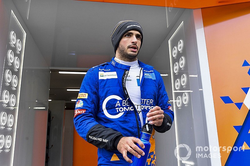 Sainz bizakodó a McLarennel kapcsolatban, nem bánná, ha Alonso is tesztelné az autót