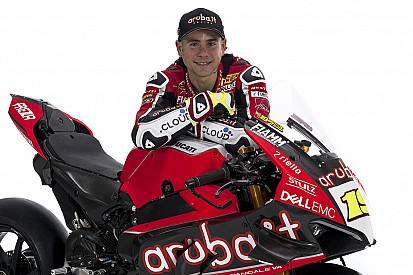 Bautista et la Ducati V4 R doivent "encore progresser"