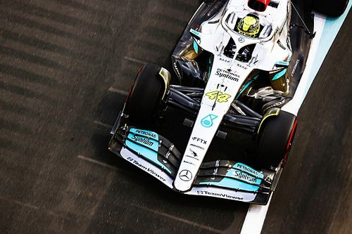 Mercedes: Побороть «козление» пока не удалось