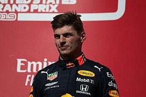 Камильери: Ферстаппен лишился шансов перейти в Ferrari