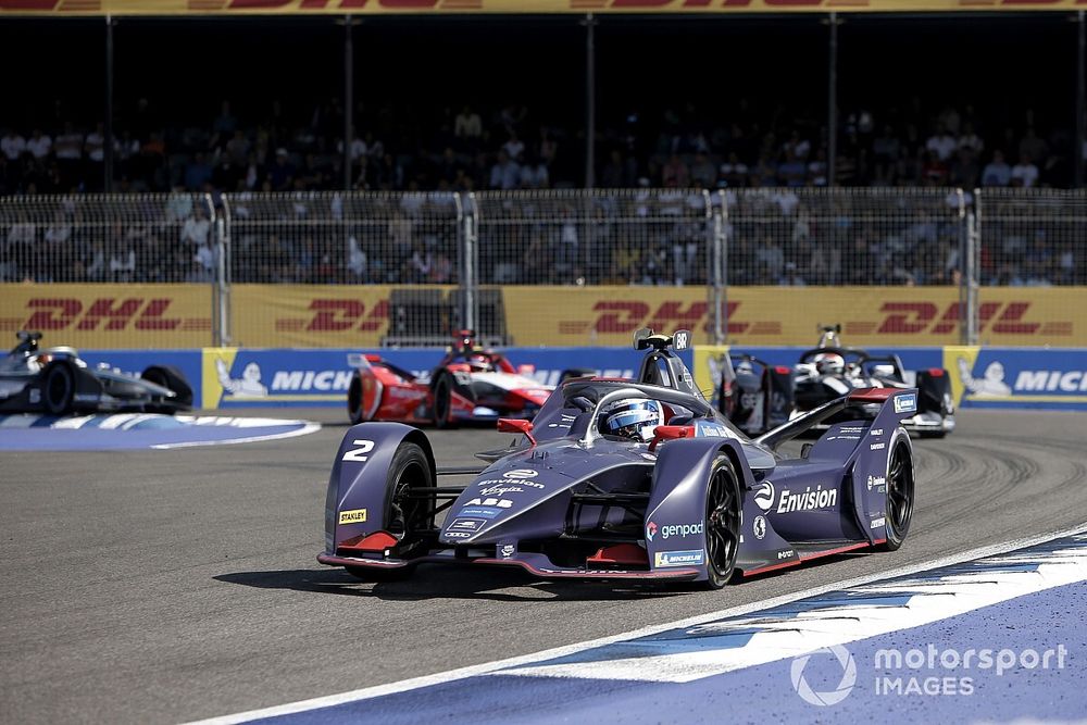 Sam Bird, Virgin Racing, Audi e-tron FE06 Brendon Hartley, Dragon Racing, Penske EV-4 