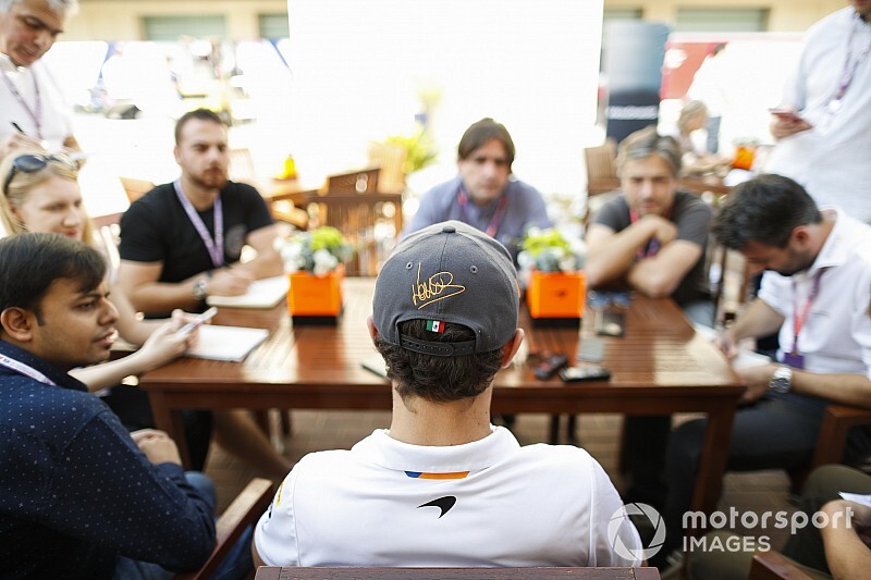 Norris vallomása, aki eleinte kételkedett magában a McLarennél Sainz ellen
