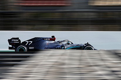 Testupdate 11u: Verstappen test nieuw bargeboard