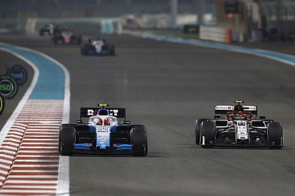 Újabb fordulat? Kubica az Alfa Romeóhoz szerződhet