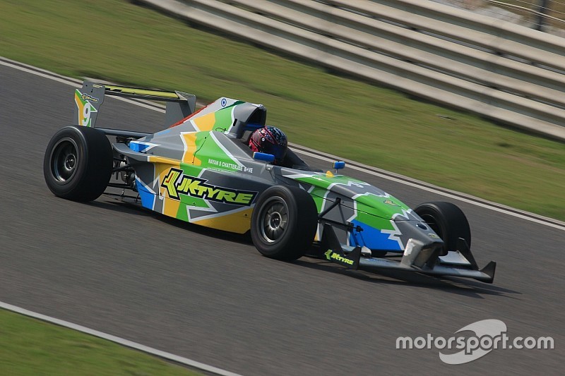 Buddh JK Tyre: Chatterjee scores dominant Race 3 win, Tharani second