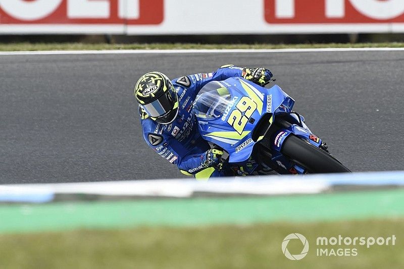 Australian MotoGP: Iannone tops morning warm-up