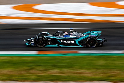 Fittipaldi, Tincknell join Jaguar for rookie Formula E test