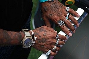 Hamilton gets two-race F1 exemption from FIA over jewellery