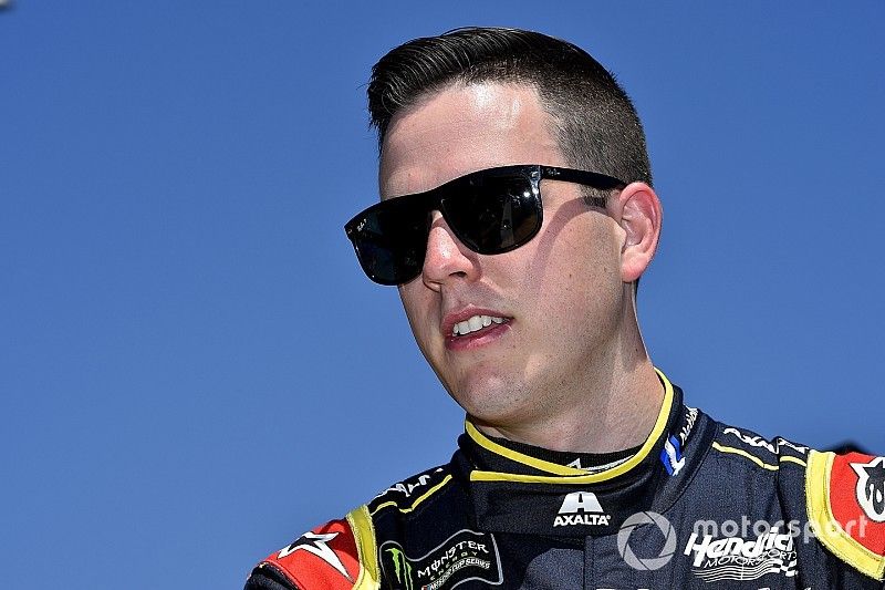 Alex Bowman tops Kurt Busch in first Cup practice at Chicagoland