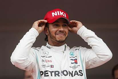 Marko: A Hamilton no le sancionaron porque llevaba una gorra roja