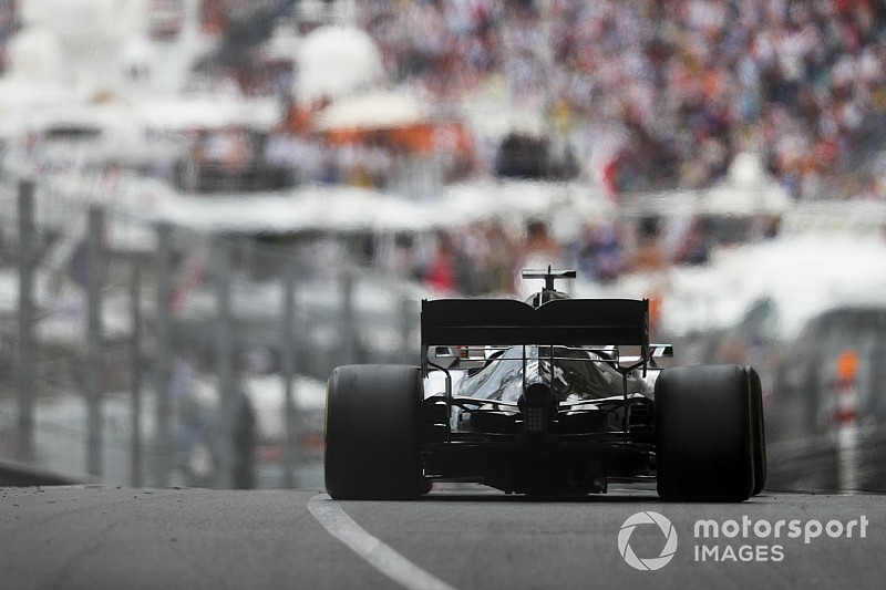 A Mercedes, a Williams és a Racing Point is megkapta a továbbfejlesztett motort