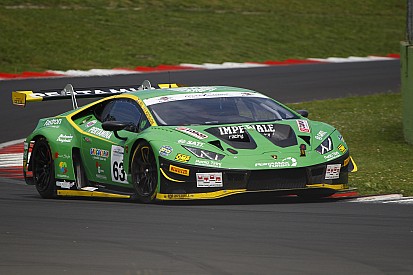 Vallelunga, Gara 1: Postiglione e Mul regalano il successo alla Lamborghini dell'Imperiale Racing