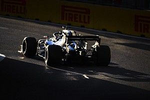 Хэмилтон усомнился, что Mercedes догонит Ferrari в Баку