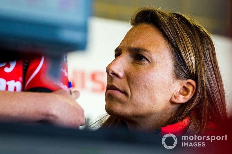 Triple Eight could scale back as de Silvestro talks stall