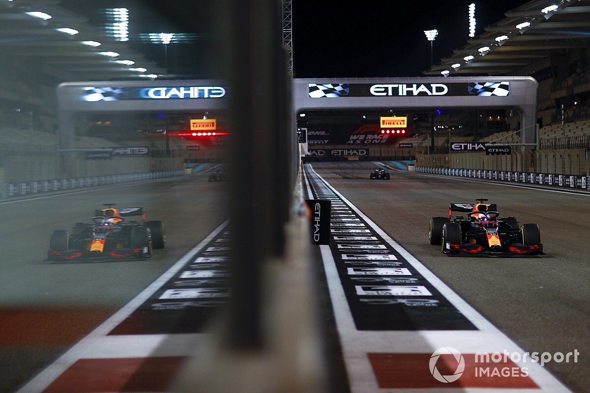 Verstappen sorprende y vuela para la pole en Abu Dhabi F1