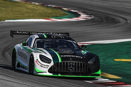 Pod dyktando Mercedes&oacute;w