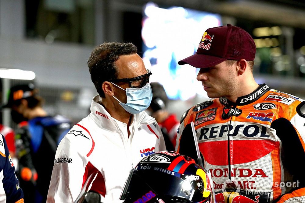 Alberto Puig, director del equipo Repsol Honda, Stefan Bradl, equipo Repsol Honda