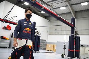 Pérez: "Red Bull es muy diferente a los otros equipos que estuve"