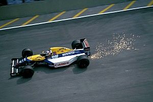 Williams сменит ливрею своих машин