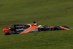 Alonso celebra melhor posição no grid na temporada